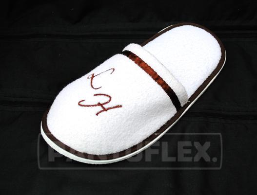 PANTUFLAS BODA INICIALES 6