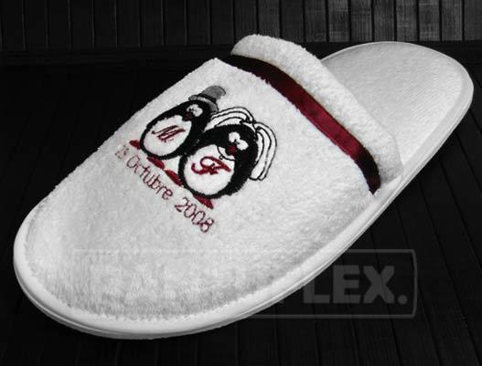 PANTUFLAS BODA INICIALES 7