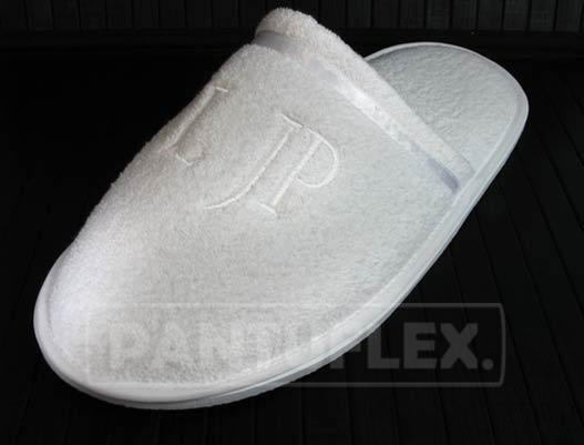 PANTUFLAS PARA BODA INICIALES BLANCO