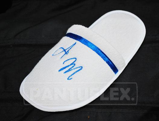 PANTUFLAS PARA FIESTAS INICIALES REY