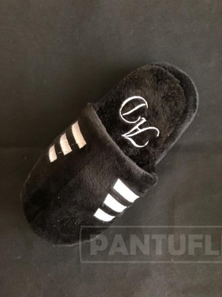 Pantufla Tenis Peluche 8